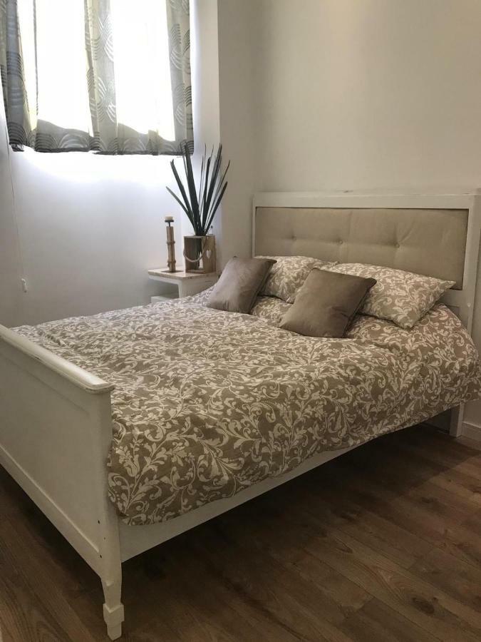 ポンペイ Edera E Camelie Bed & Breakfast エクステリア 写真