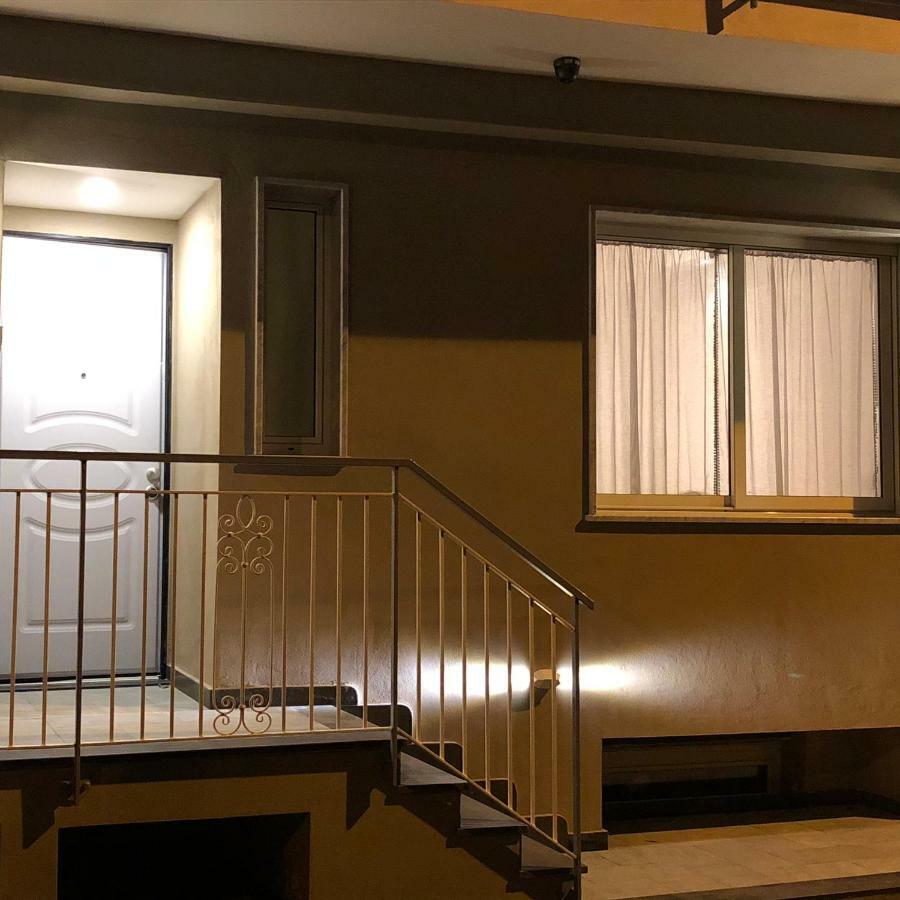 ポンペイ Edera E Camelie Bed & Breakfast エクステリア 写真