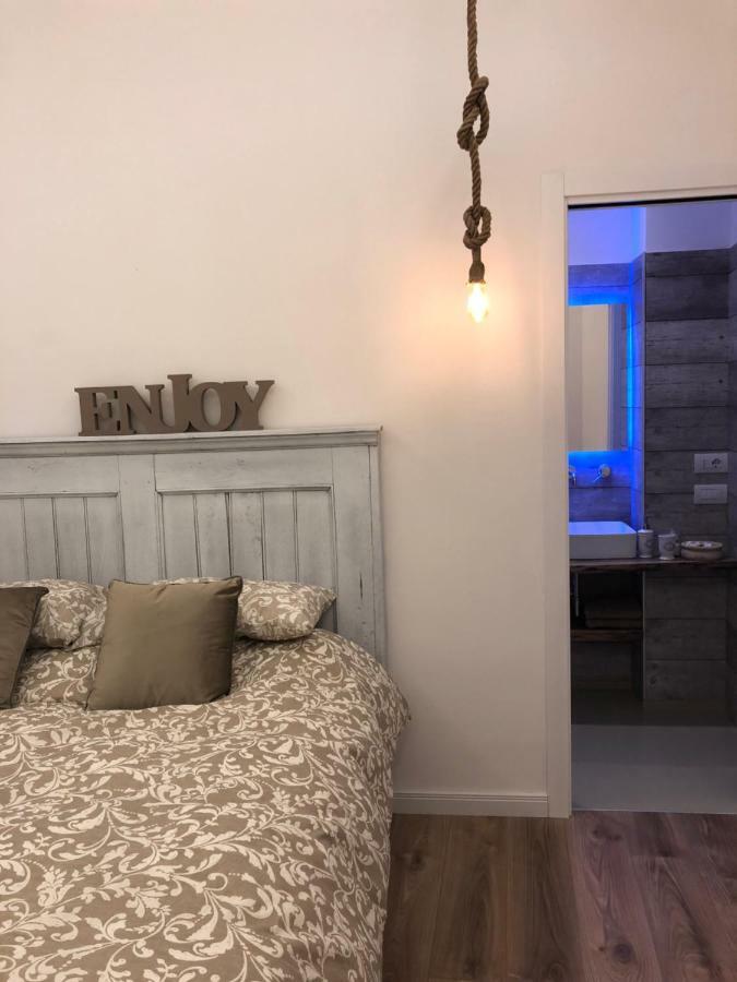 ポンペイ Edera E Camelie Bed & Breakfast エクステリア 写真